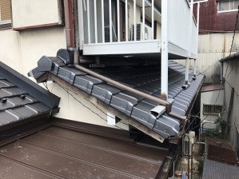 平板瓦への葺き替え工事の完工写真