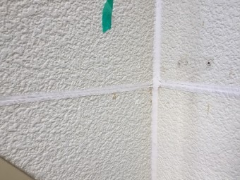 ひび割れの補修完了