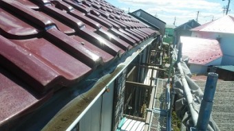 築三十年のお宅の雨樋の交換工事施工前の様子