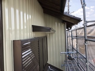 外壁塗装完工の様子