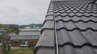 強風で屋根瓦が落下したお宅の施工中の様子