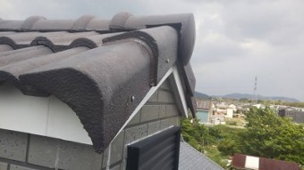 強風で屋根瓦が落下したお宅の施工後の様子