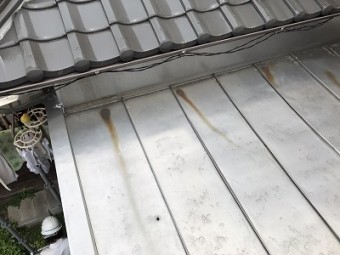 守山区で以前大屋根の施工をしたお宅の下屋根