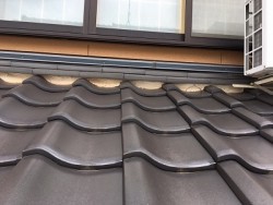 漆喰工事施工前の劣化した漆喰