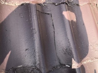 瓦の補修工事のお宅の屋根の様子