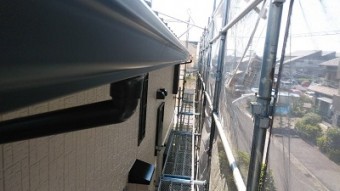 特殊な角樋を交換の施工後の様子
