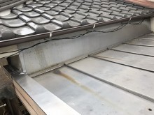 綺麗なのに錆びてしまった瓦棒屋根