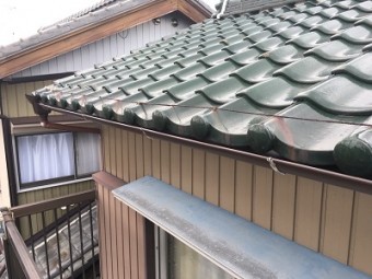 雨樋から雨水が落ちてくるお宅の雨樋交換工事施工後の様子