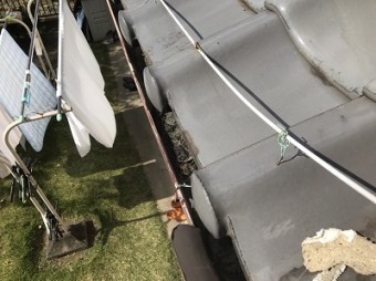 屋根 漆喰 剥がれ落ちている状態