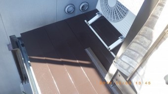 屋根の塗装工事完工の様子
