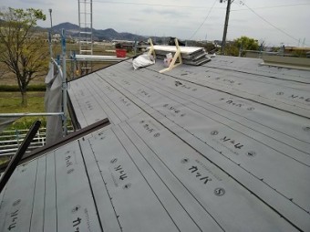 屋根葺き替え 防水シート