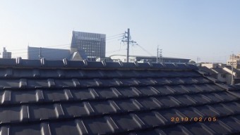 台風被害にあったお宅の棟瓦取り直し工事施工前の様子