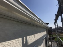 雨樋が錆びて劣化したお宅の雨樋交換工事完工の様子
