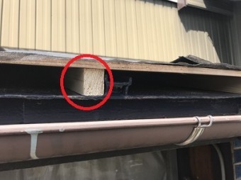 瓦棒 重ね葺き 横から見たところ