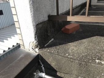モルタル ヒビ