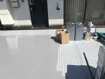にウレタン樹脂の防水塗膜