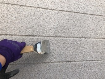 セラミック塗装外壁の施工前の外壁清掃の様子