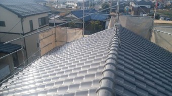 耐震性・デザイン性に優れた防災瓦