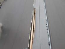 施工中の棟板金