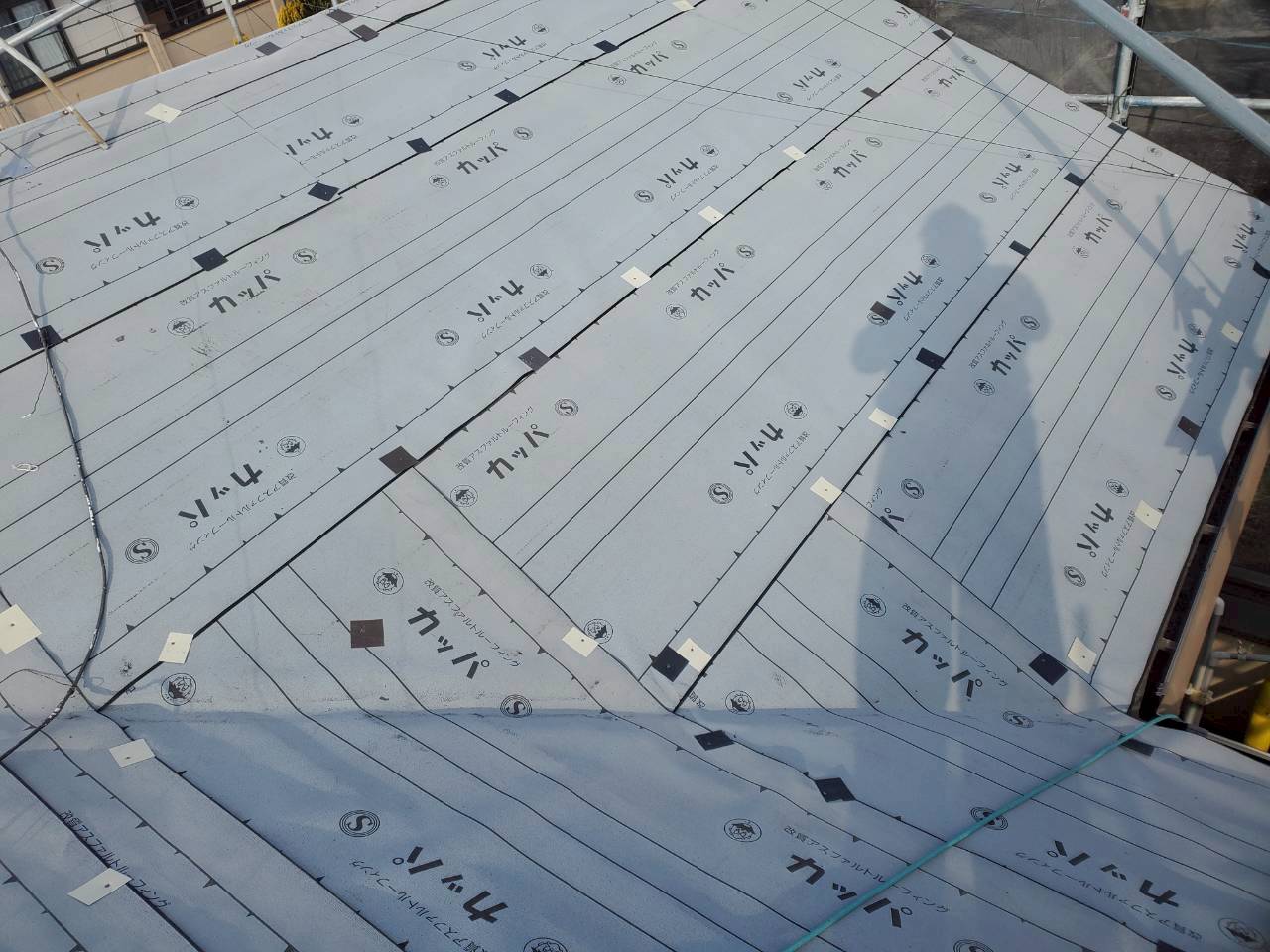 屋根葺き替え　施工中