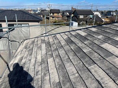 稲沢で工事をした屋根カバー工法の施工前