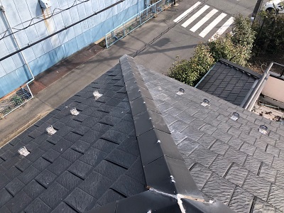 台風被害による屋根の棟組み換え工事完工の様子