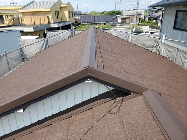 和瓦屋根からの葺き替え工事の施工後